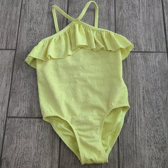 🏷 3/$15 or 5/$20 Old Navy Yellow One-Shoulder Ruffle eyelet Swimsuit Size 5T - Picture 1 of 6